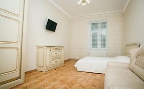 Apartment On Stefanyka 11